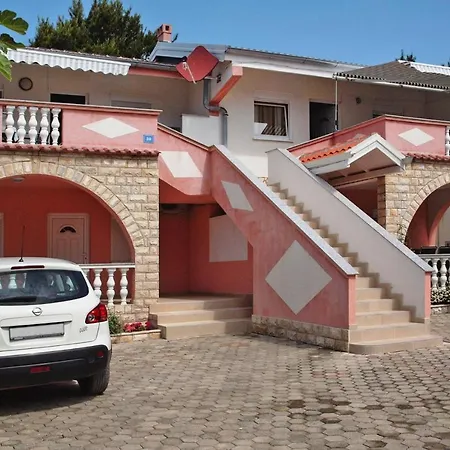 Apartament On Island Near The Vir