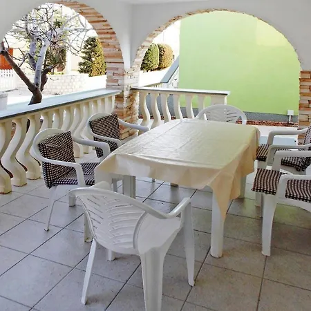 Apartament On Island Near The *