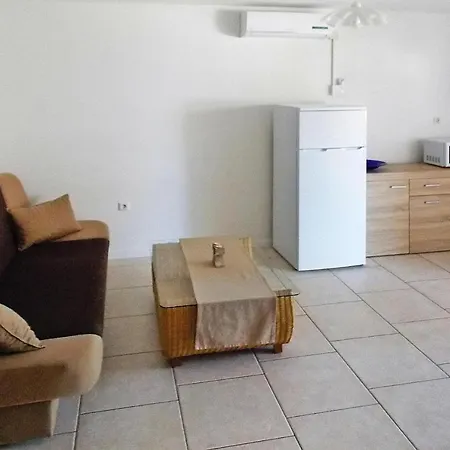Apartment In With Parking Space